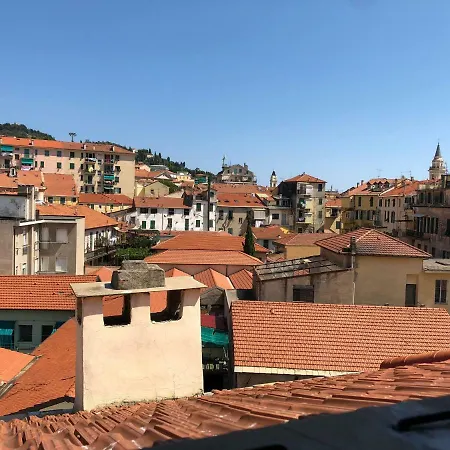 Apartment La Casa Sui Tetti Imperia